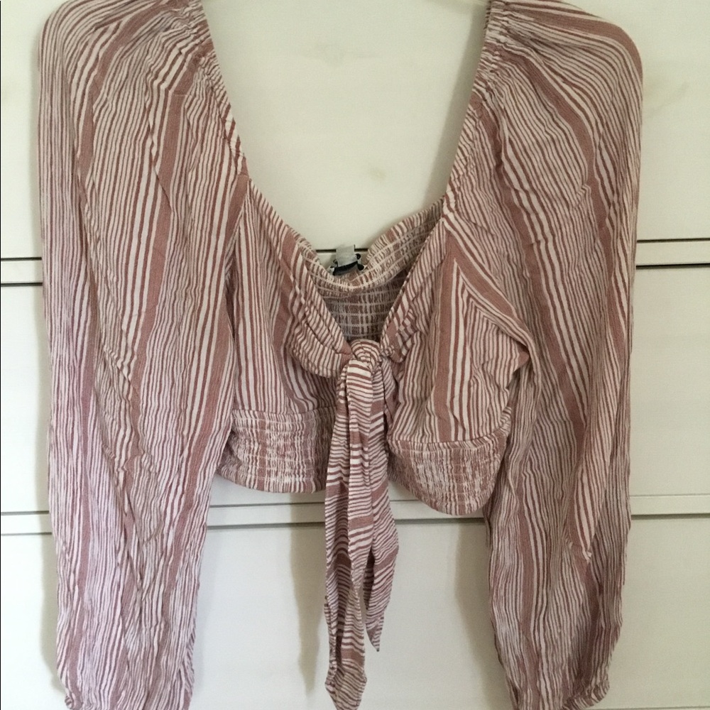 Long Sleeve Front Tie Crop Top
